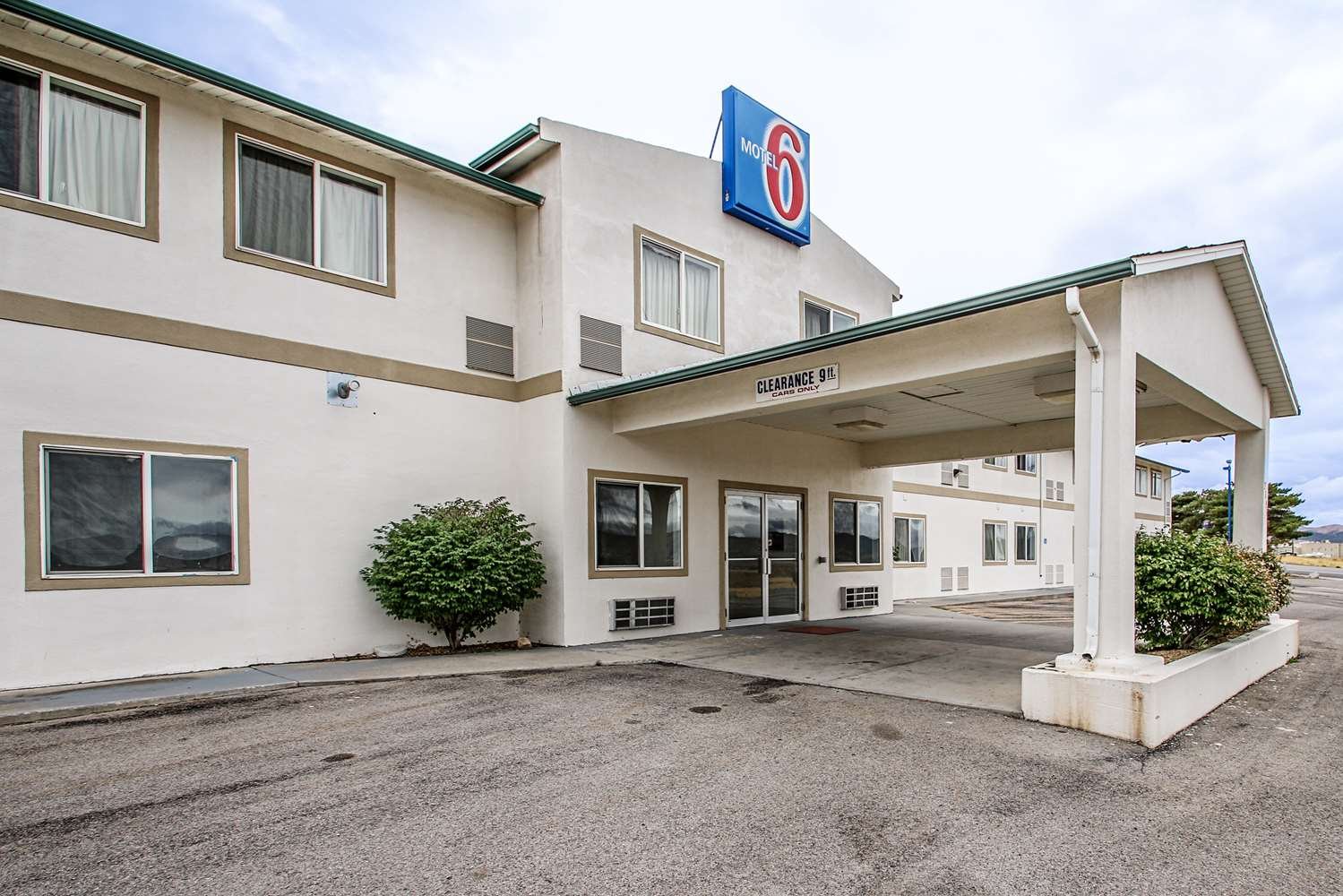 Motel 6 Nephi-官方