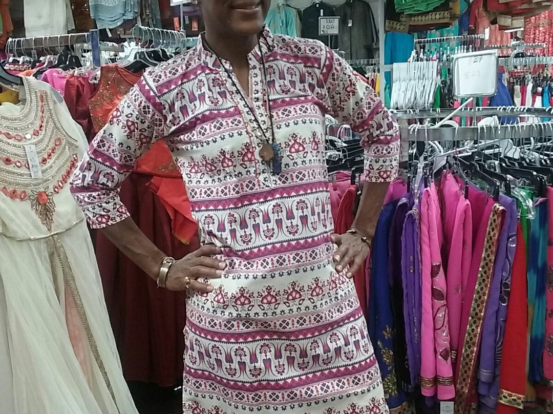 Chhabra's Fashion-劳德代尔堡必去景点