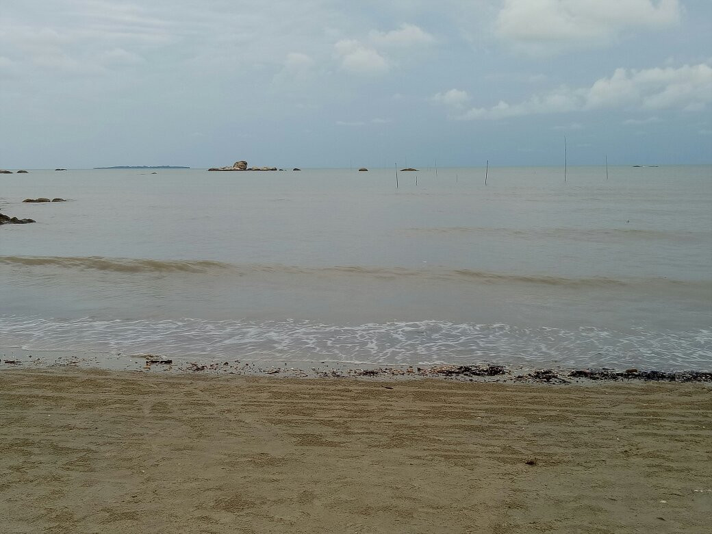 Pantai Tapak Hantu景点图片