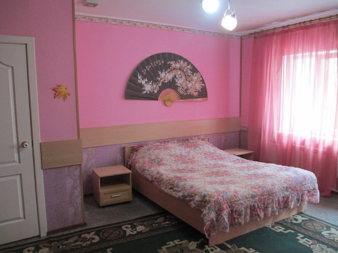 Hotel Udacha主图