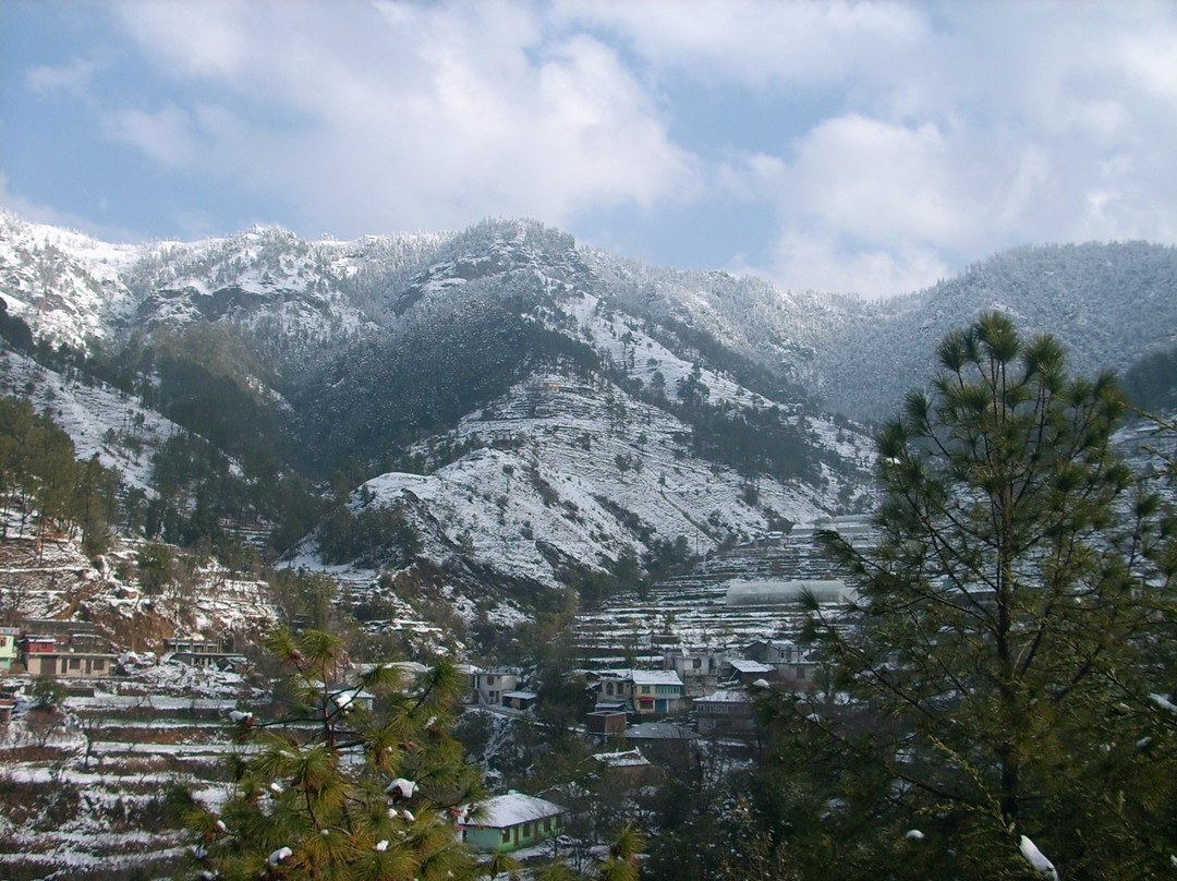 Golden Heights Residency主图