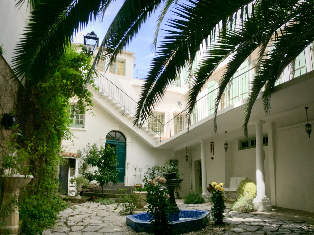 La Villa Rosa