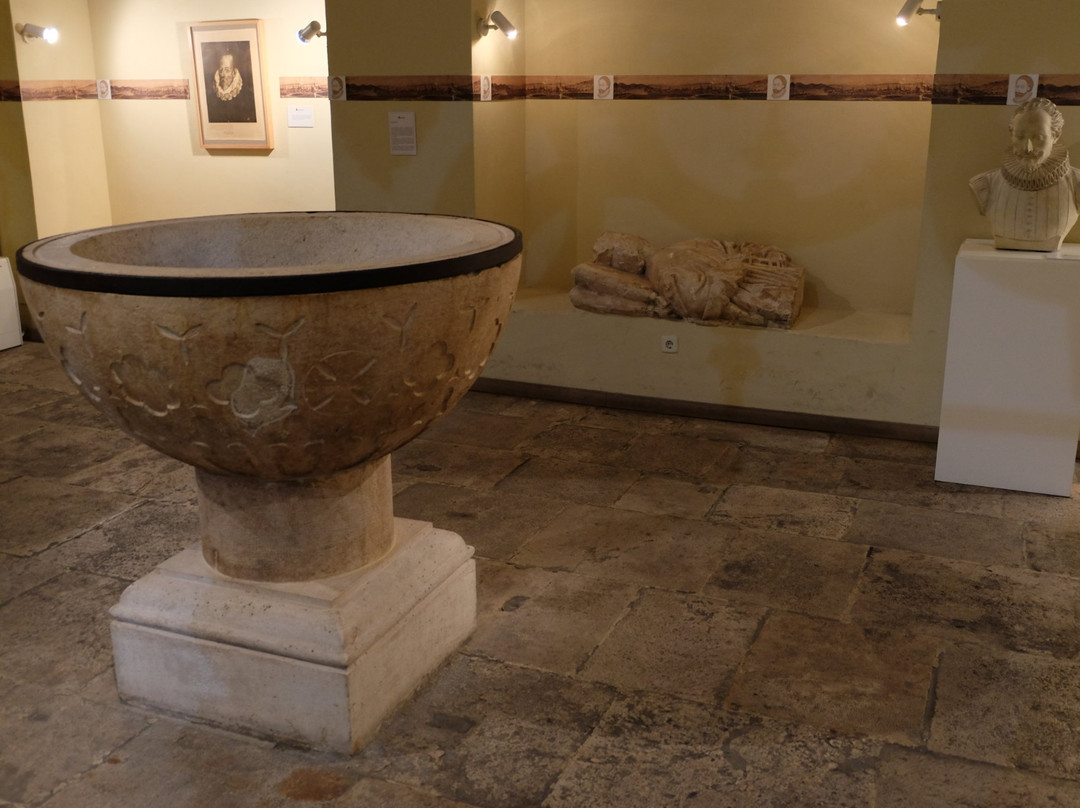 Capilla del Oidor-阿尔卡拉-德-哈纳雷斯必去景点