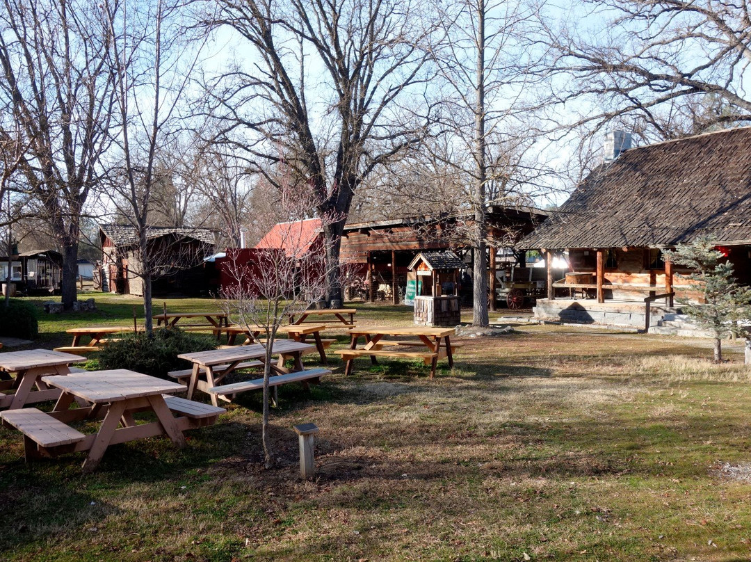 Fresno Flats Historical Park景点图片