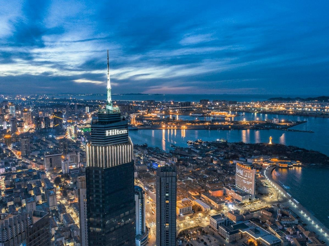 烟台世茂希尔顿酒店主图