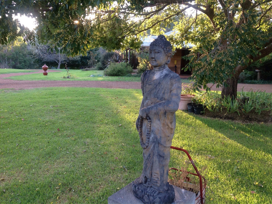 Jalbrook Estate Gardens景点图片