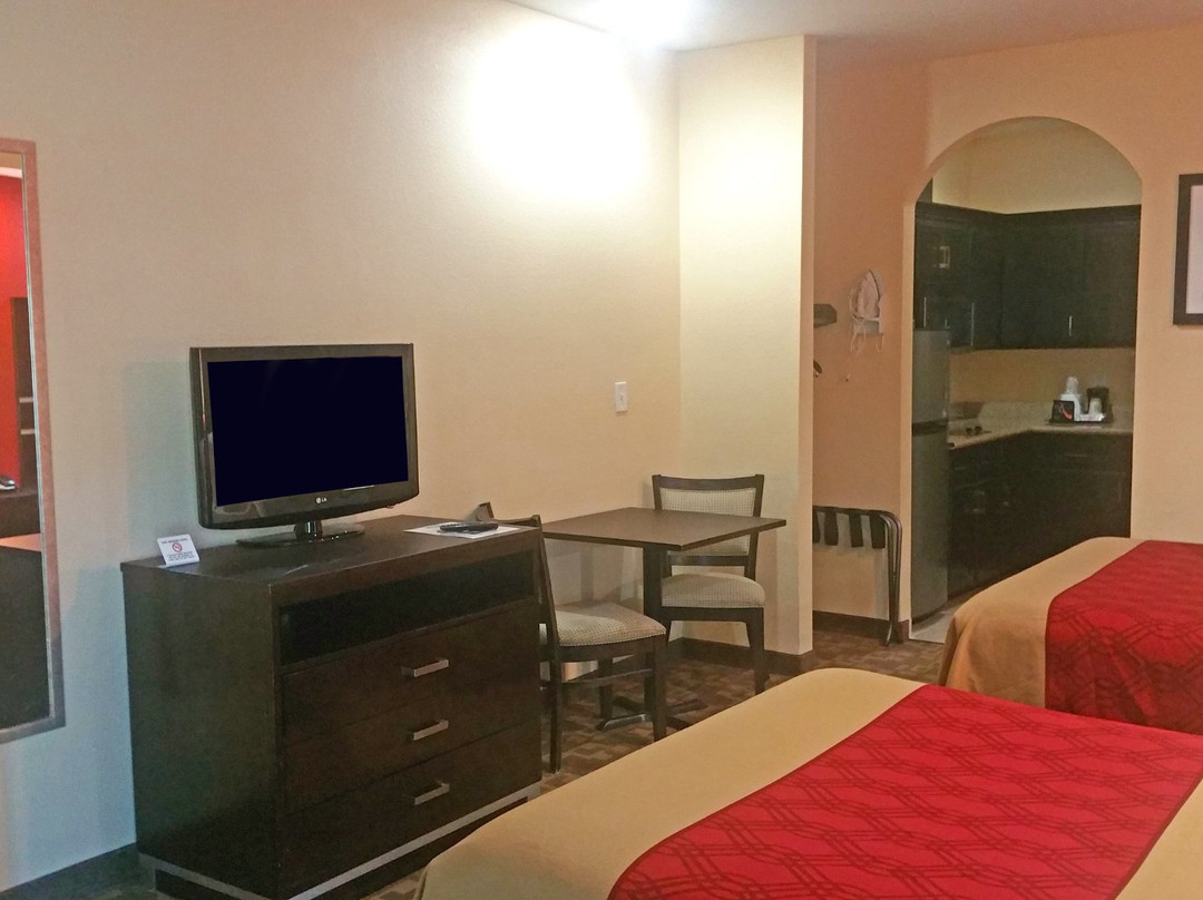 Regency Inn & Suites - Baytown主图