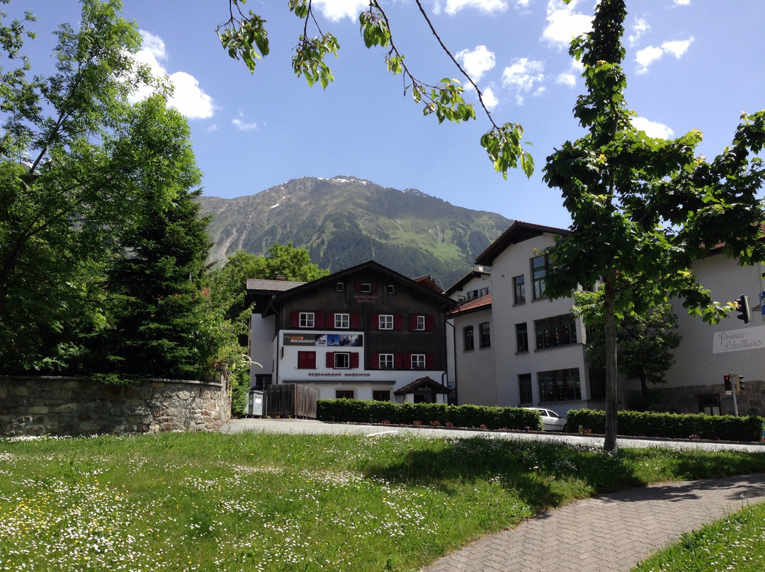 冒险旅馆