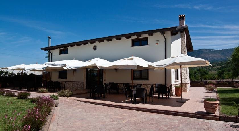 Cannito酒店住宿-Azienda Agrituristica Terre di Paestum B&B