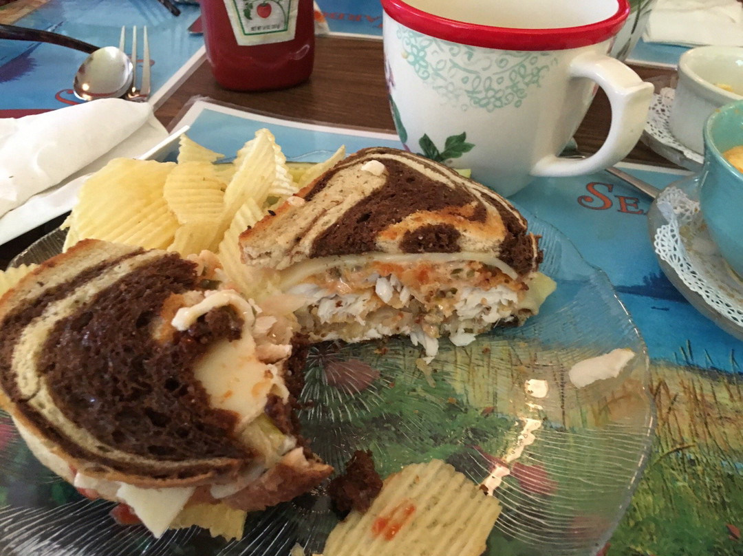 Lighthouse Inn and Restaurant主图