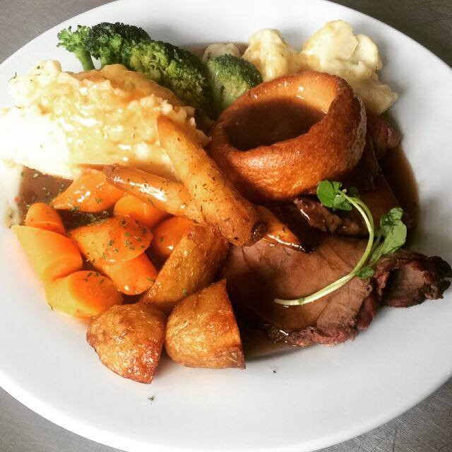 The Beach Hotel主图