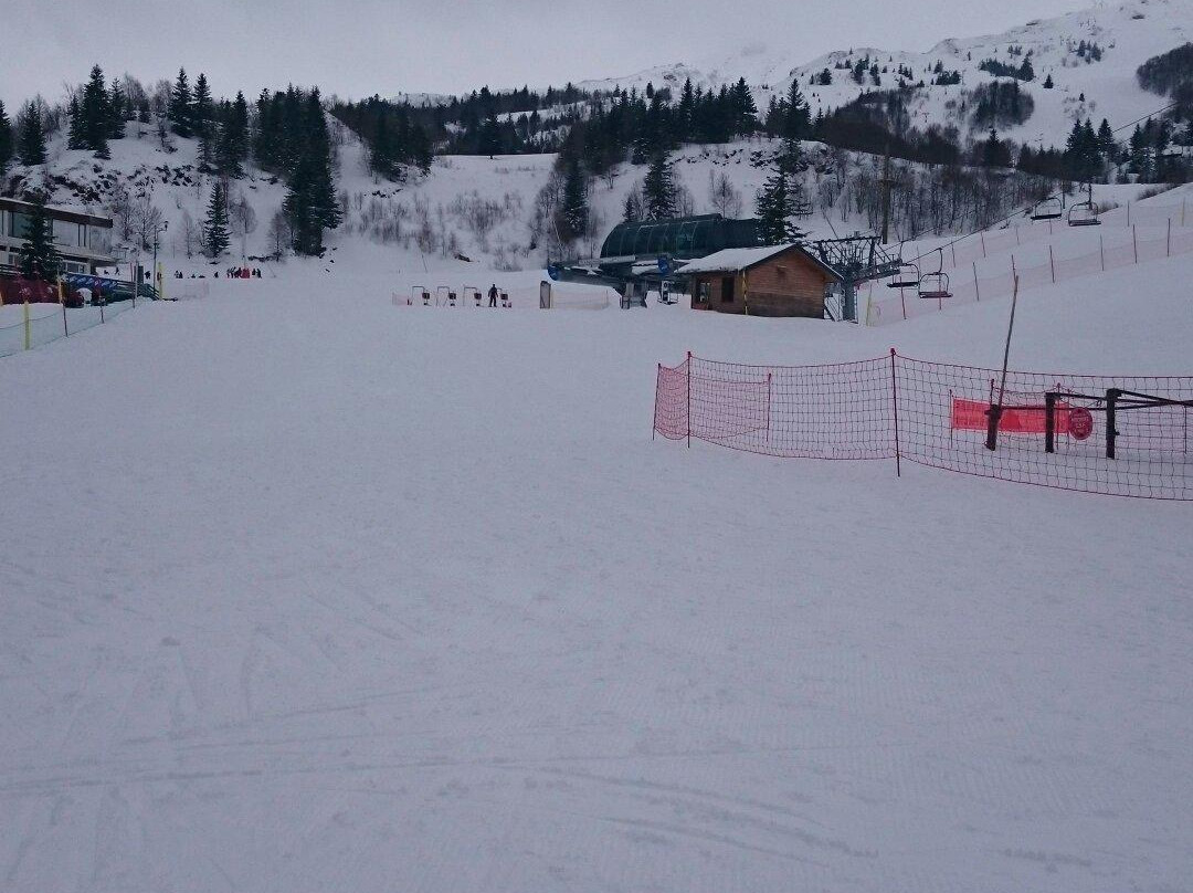 Ecole du Ski Français-Les Monts d'Olmes必去景点