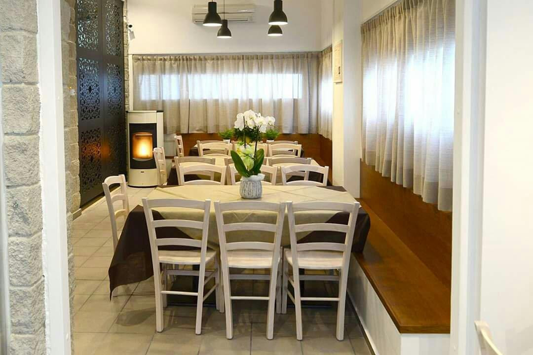 Modugno餐馆和美食-Braceria Mossa