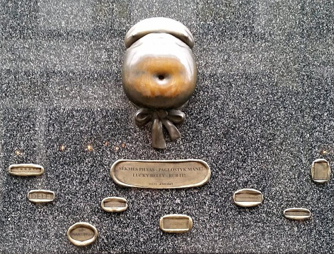 Lucky Belly-维尔纽斯必去景点