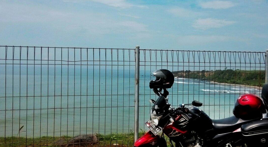 Puncak Guha Beach-牙律必去景点