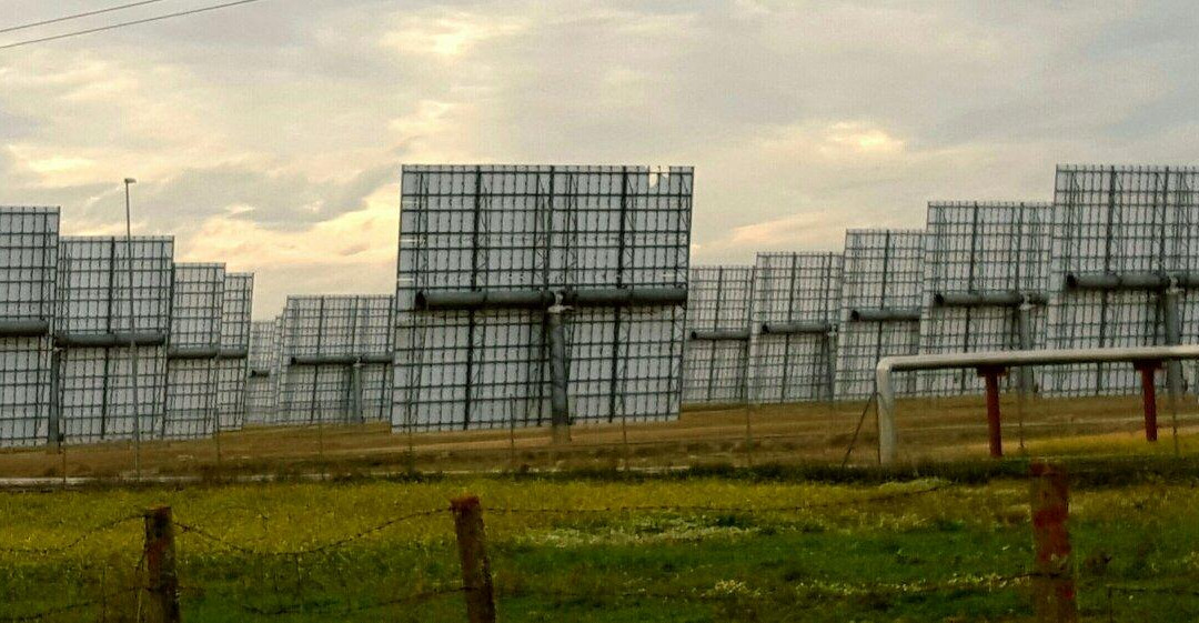 Solnova Solar Power Station-桑路卡拉马尤必去景点