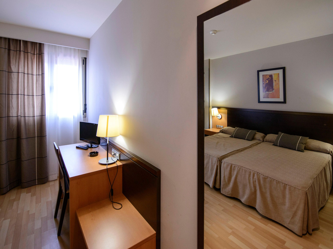 Hotel Castillo El Burgo主图