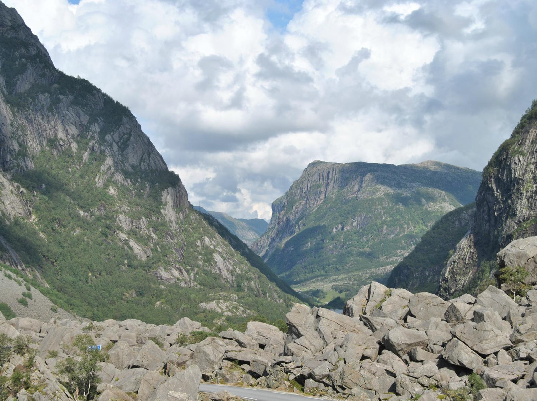 Gloppedalsura Rock Fall景点图片