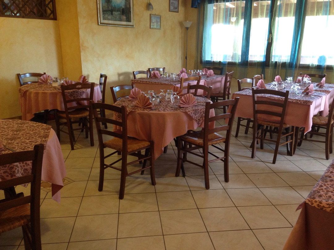 Cervarolo餐馆和美食-Risto-bar Mony and Miky