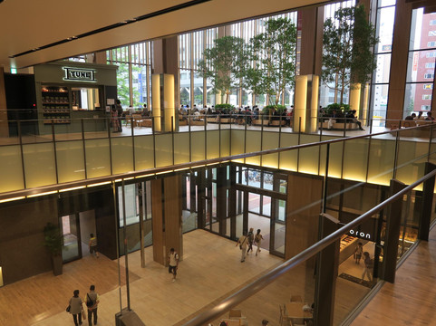 札幌红砖露台购物中心-札幌市必去景点