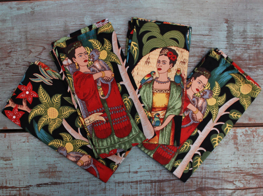 Abrazos San Miguel-圣米格尔护城必去景点