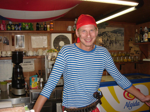 Bagni G.B. Boncardo-菲纳莱利古雷必去景点