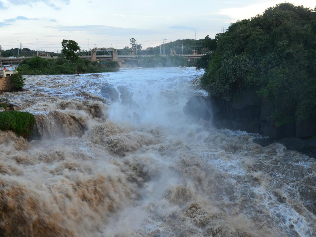 Monumento os Enamorados - Ilha dos Amores-Salto必去景点