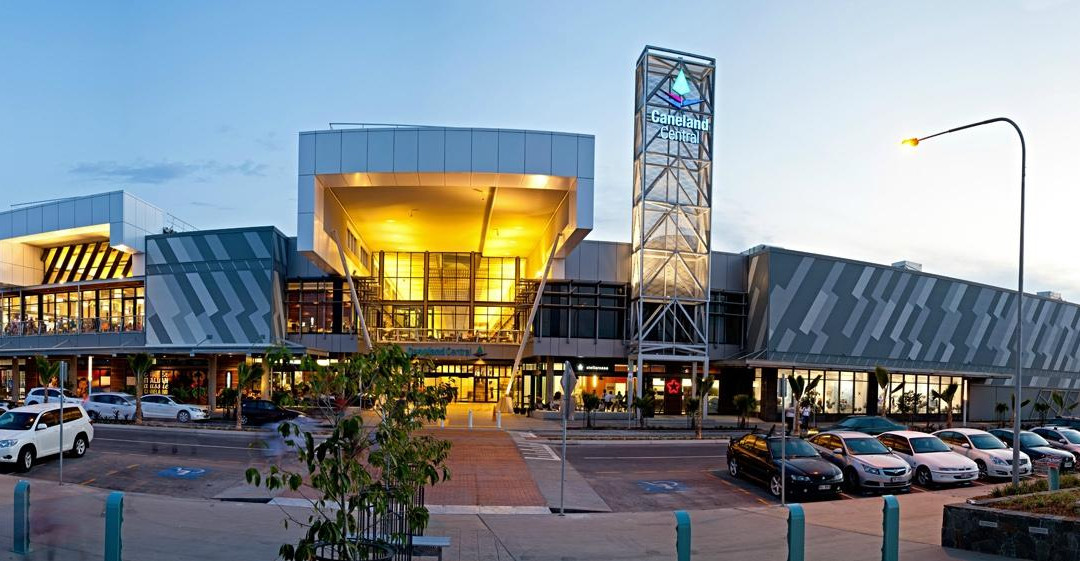 Caneland Central Shopping Centre景点图片