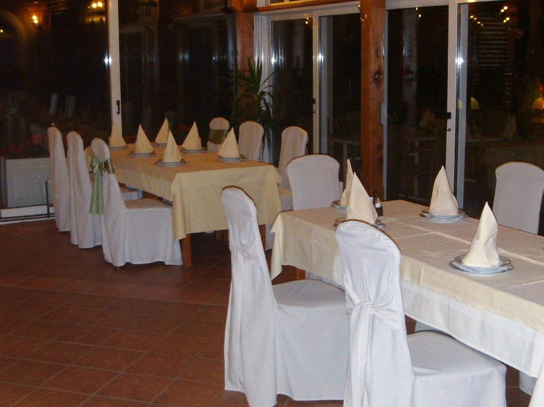 Hotel & Restaurant Se-Mi