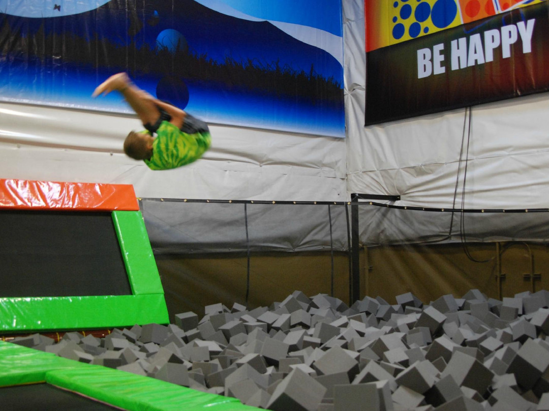 Elevated Sportz Trampoline Park and Event Center-博塞尔必去景点