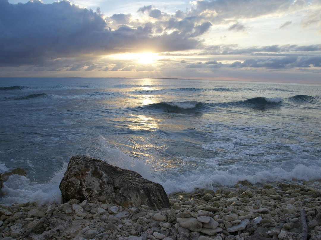 West End Point Outlook-Cayman Brac必去景点