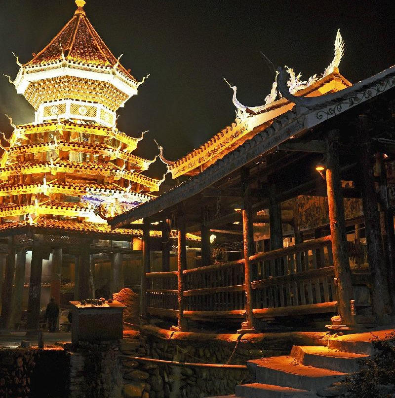 肇兴青定阁景阁主图