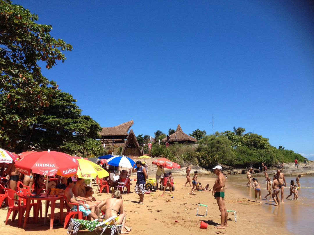 Praia Peracanga景点图片
