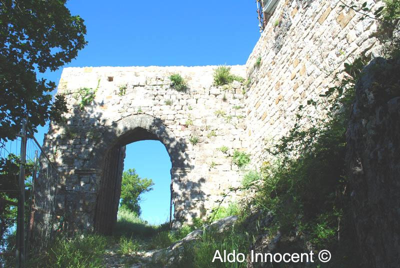 Rocca di Pietracassia-Lajatico必去景点