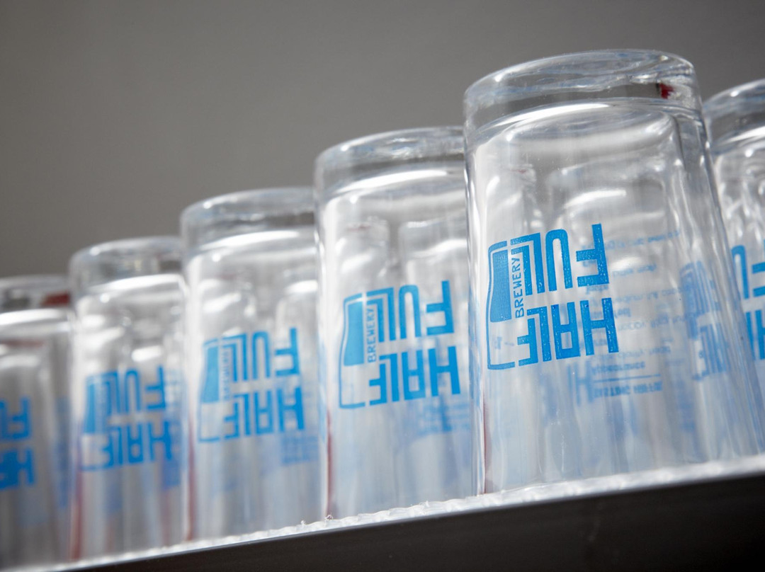 Half Full Brewery-斯坦福必去景点