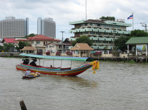 Grasshopper Adventures 曼谷单车游-曼谷必去景点