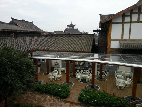 峨眉山逍遥熊猫民宿主图