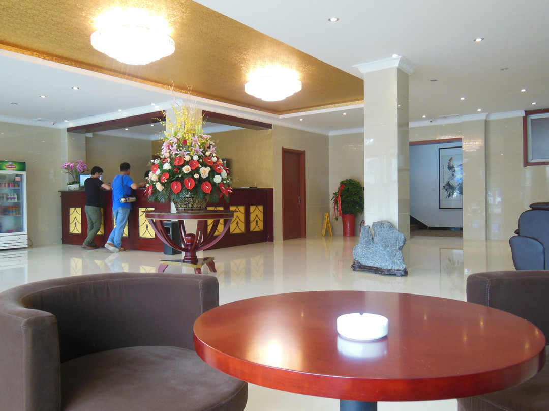 格林联盟枣庄神工路兴仁中学酒店