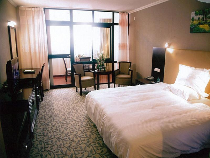 格林豪泰连云港解放东路商务酒店主图