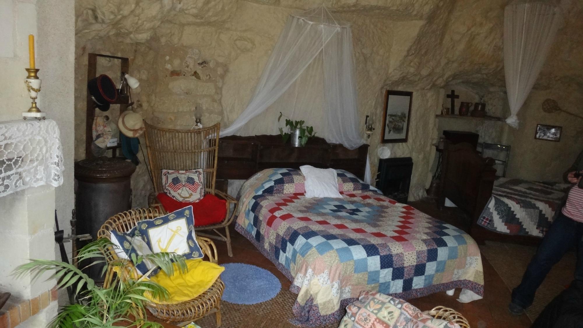 B&B Cave-客卧