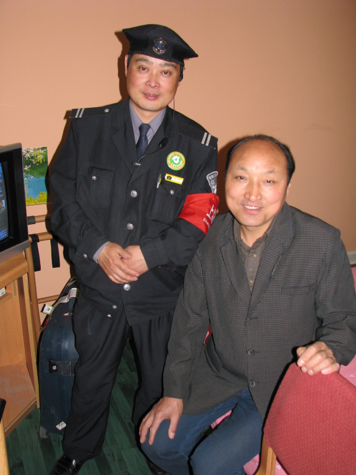 上海四川北路海伦路地铁站店-客卧