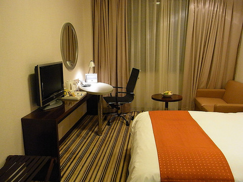 罗湖智选假日酒店主图