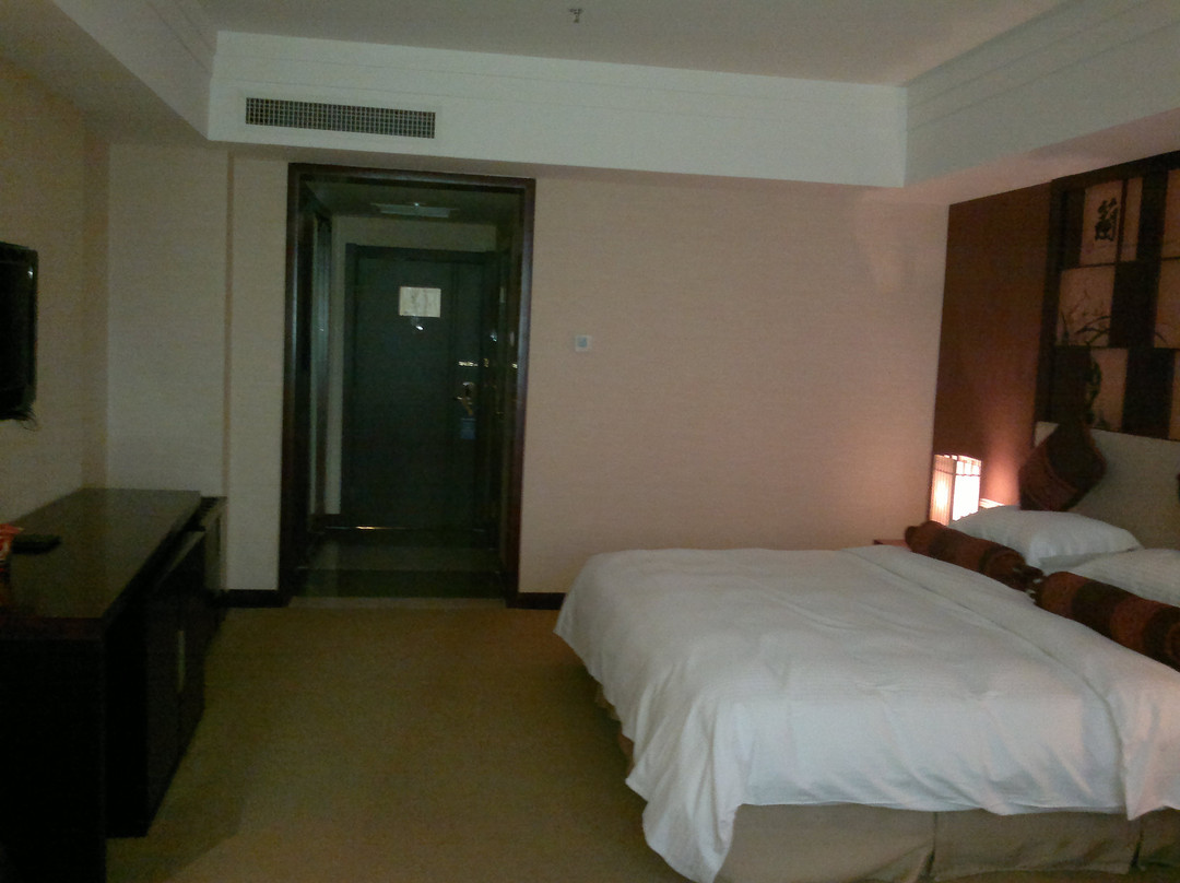 东仕戴斯大酒店主图