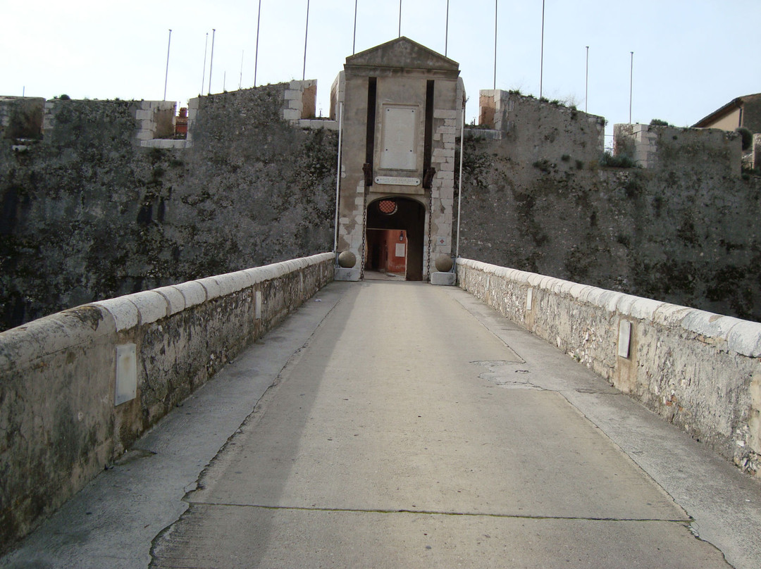 Les Musees de La Citadelle-滨海自由城必去景点