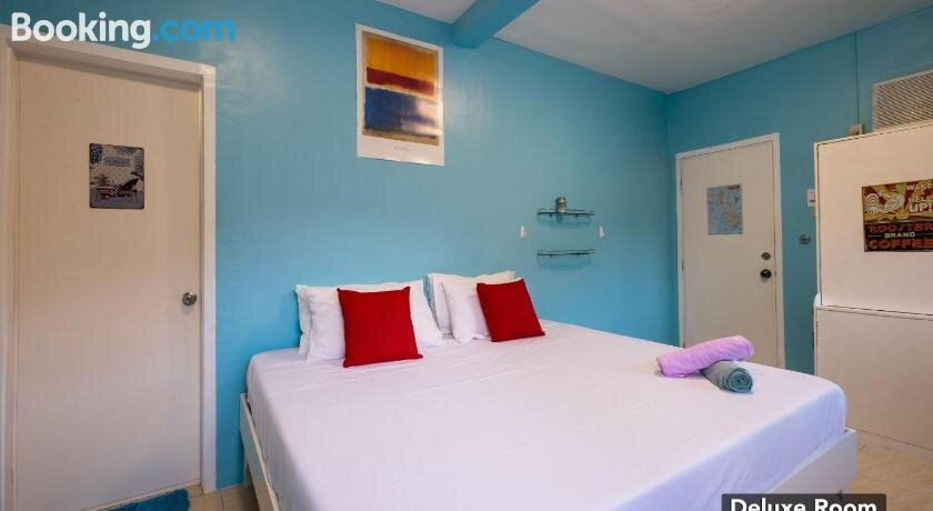 GB Wight Accommodation & Resto Bar