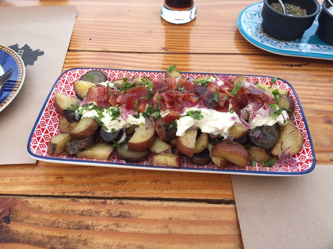 Llanquihue餐馆和美食-Restaurant Cervecería 860