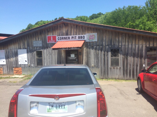 Taft餐馆和美食-Corner Pit BBQ