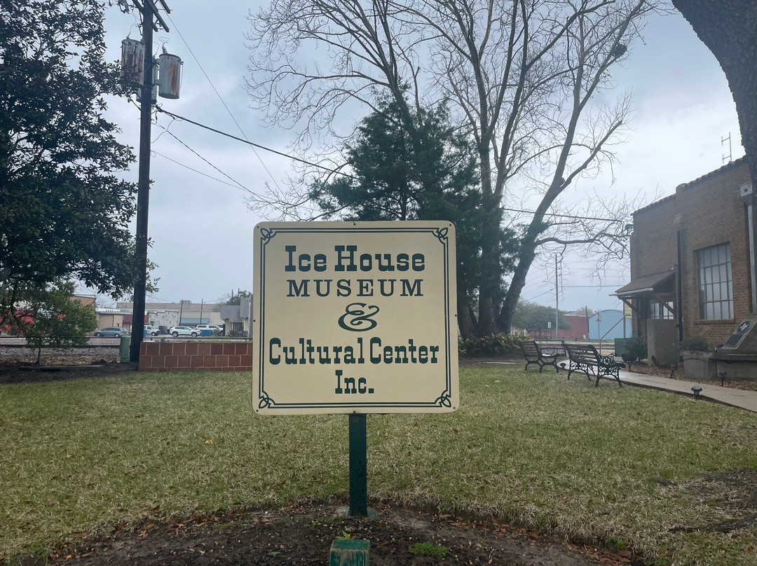 Icehouse Museum And Cultural Center