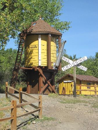 Colorado Railroad Museum-戈尔登必去景点
