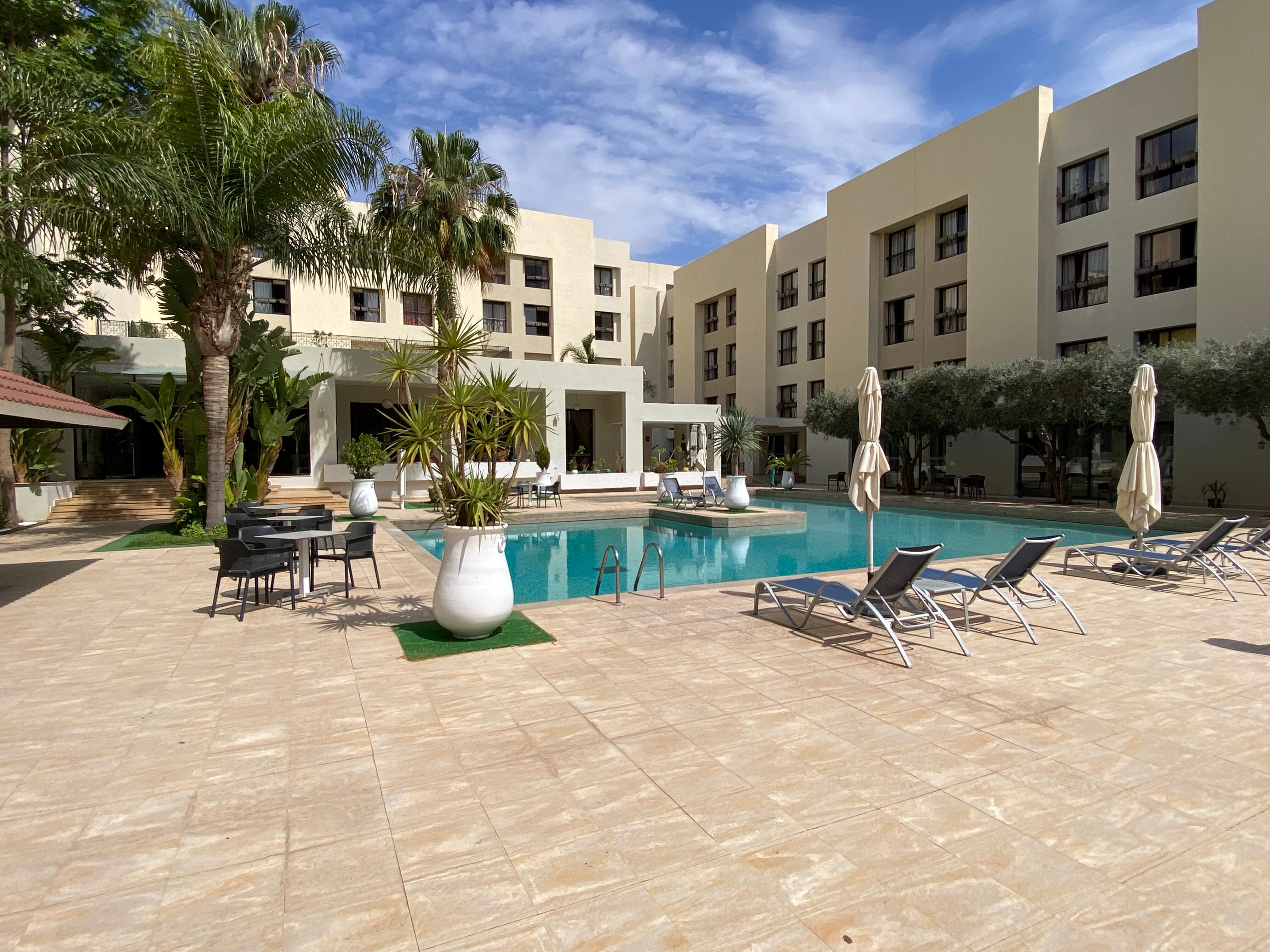 Terminus City Center-泳池